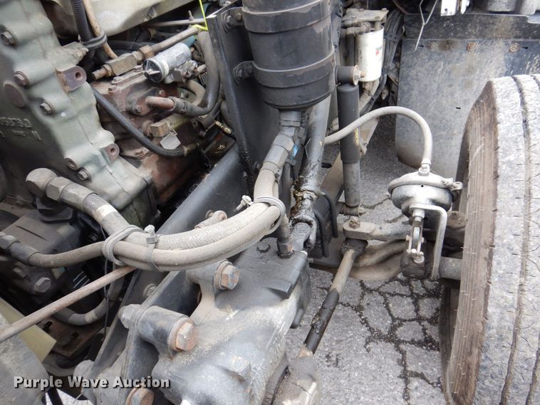 image for item KR9176 1995 Kenworth T600  semi truck