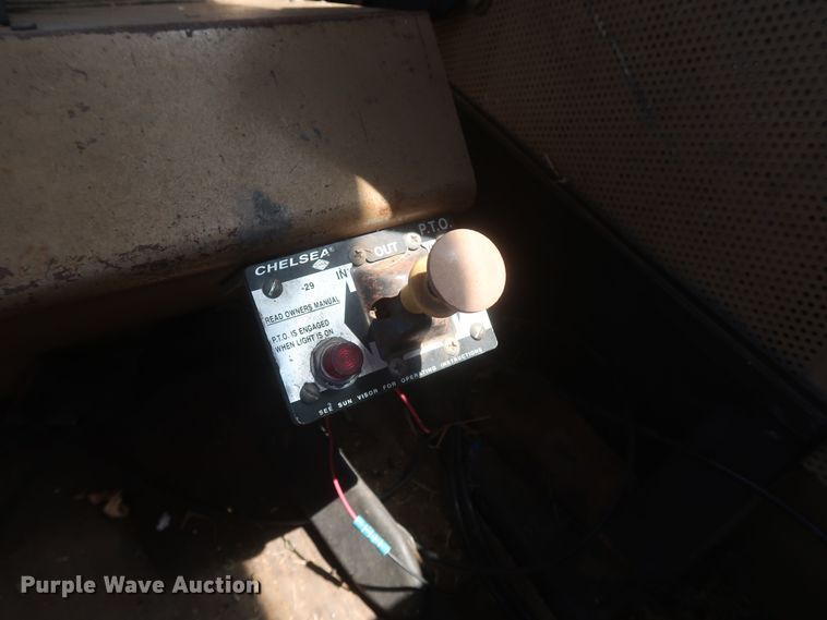 image for item KR9892 1975 International Transtar 4300  semi truck