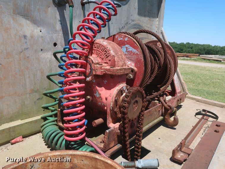 image for item KR9892 1975 International Transtar 4300  semi truck