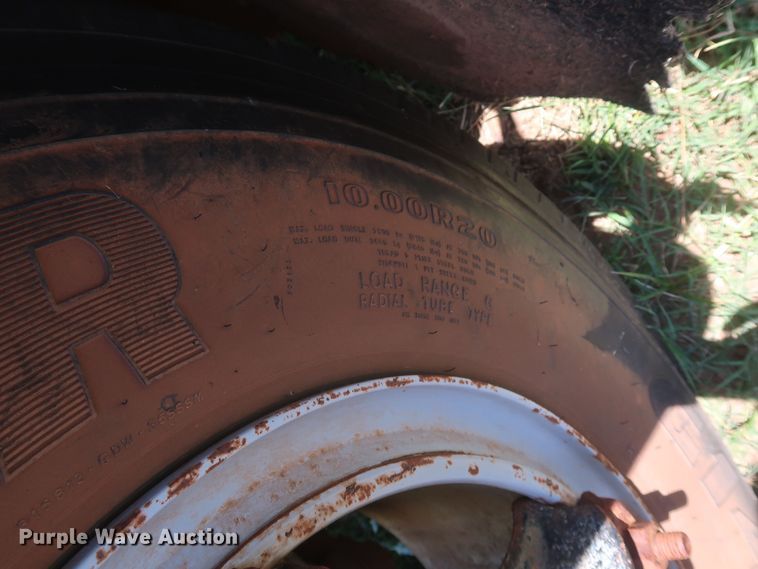 image for item KR9892 1975 International Transtar 4300  semi truck