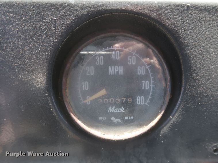 image for item KR9893 1975 Mack  semi truck