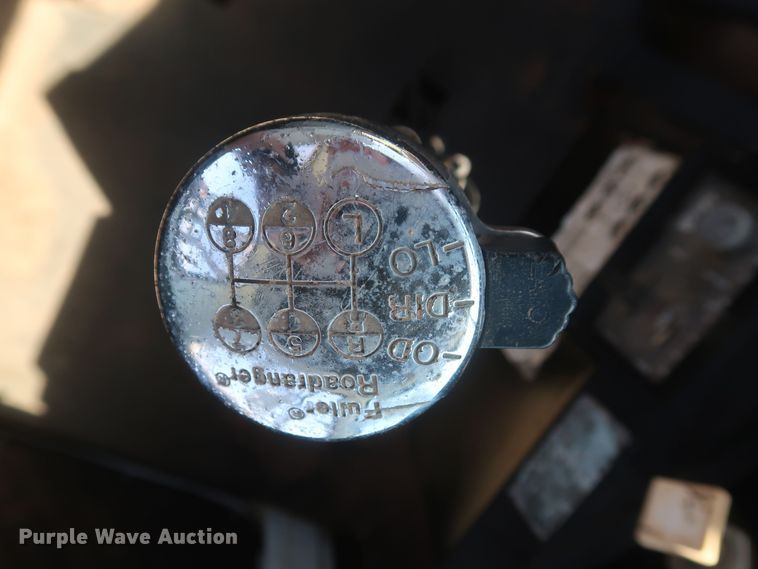 image for item KR9893 1975 Mack  semi truck