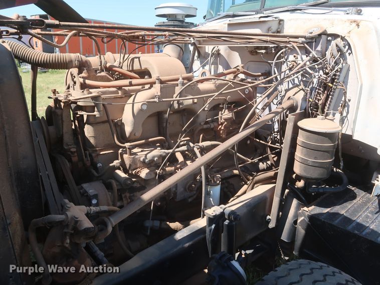 image for item KR9893 1975 Mack  semi truck