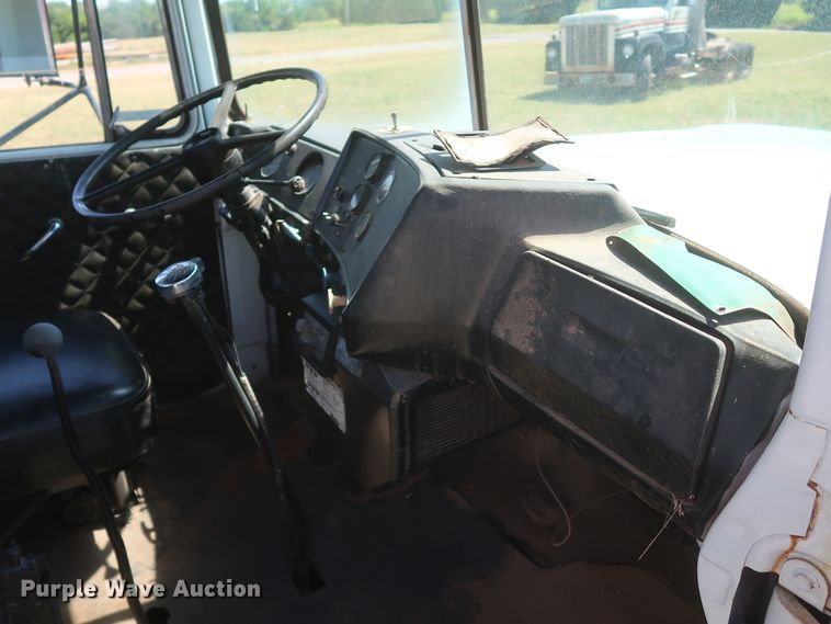 image for item KR9893 1975 Mack  semi truck