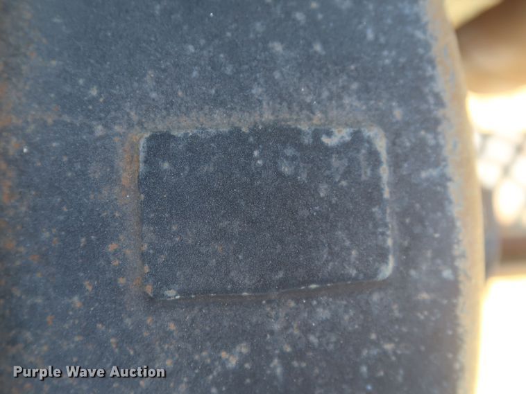 image for item KR9893 1975 Mack  semi truck