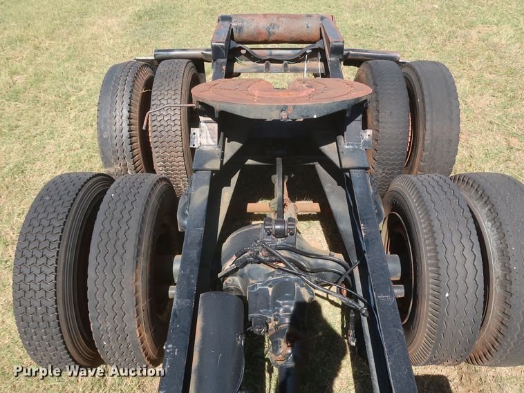 image for item KR9893 1975 Mack  semi truck