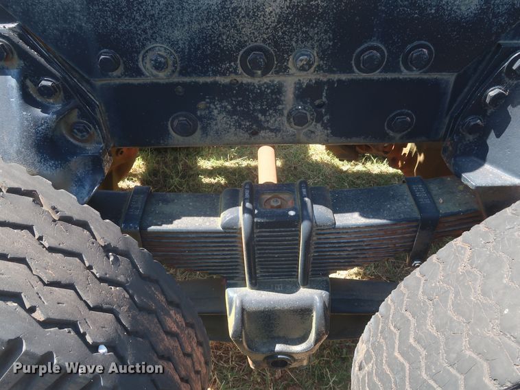 image for item KR9893 1975 Mack  semi truck