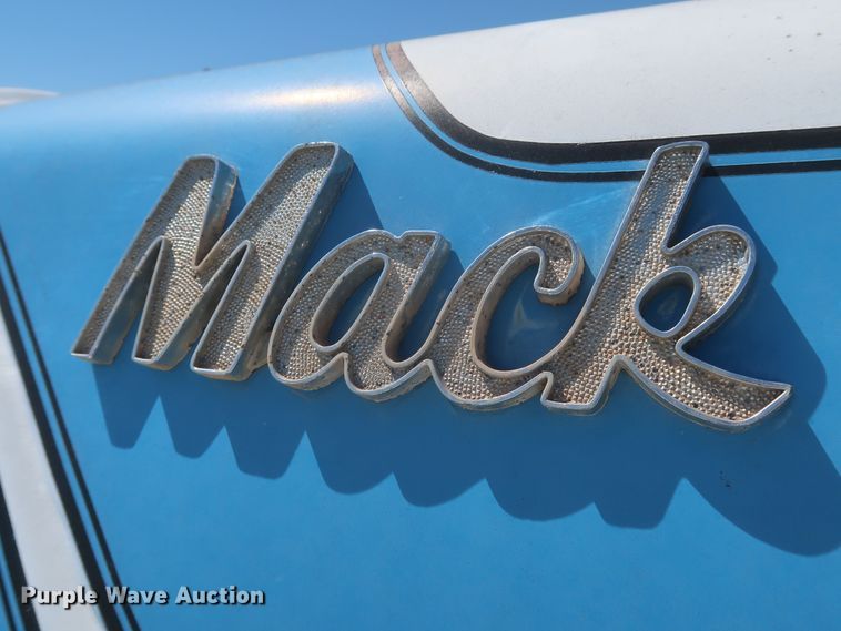 image for item KR9893 1975 Mack  semi truck