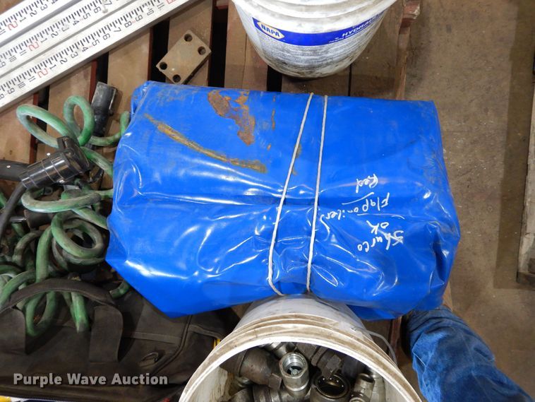 image for item LT9907 Trailer parts