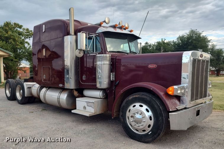 image for item LU9190 2003 Peterbilt 379 semi truck