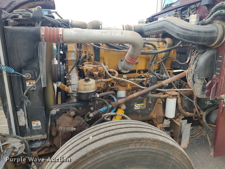 image for item LU9190 2003 Peterbilt 379 semi truck