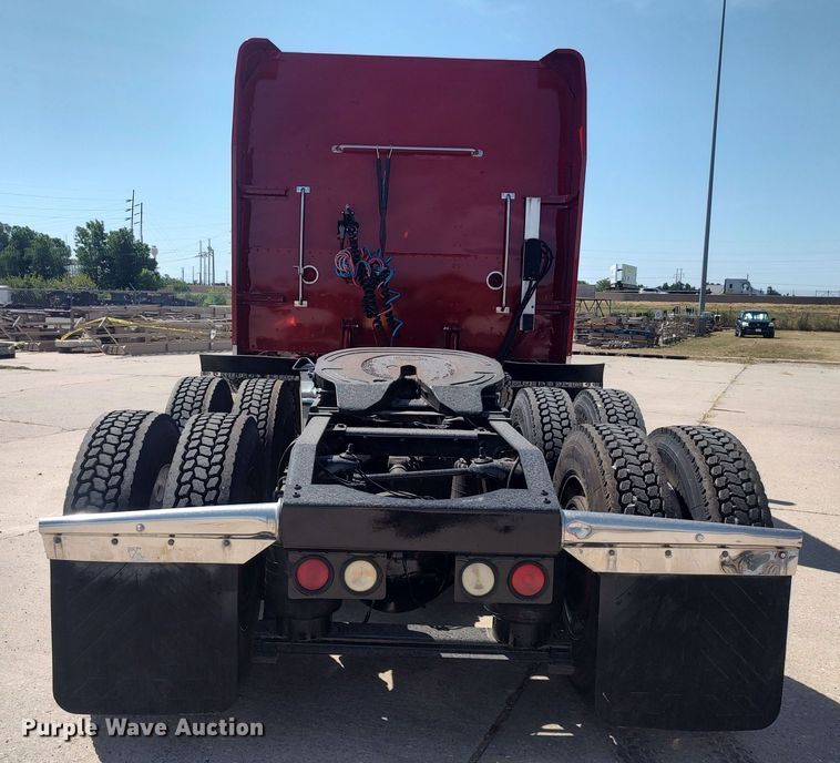 image for item LU9192 1998 Peterbilt 379  semi truck