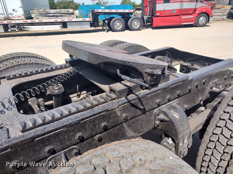 image for item LU9192 1998 Peterbilt 379  semi truck