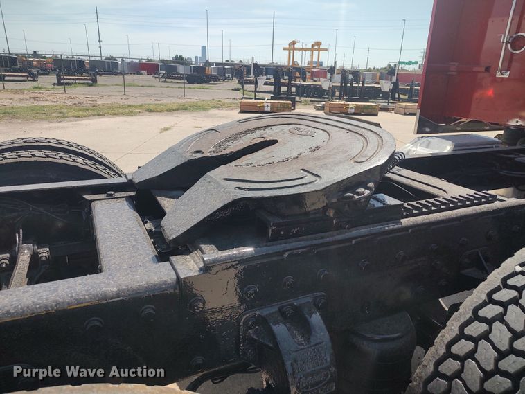 image for item LU9192 1998 Peterbilt 379  semi truck