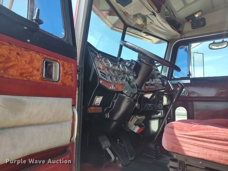 image for item LU9192 1998 Peterbilt 379  semi truck