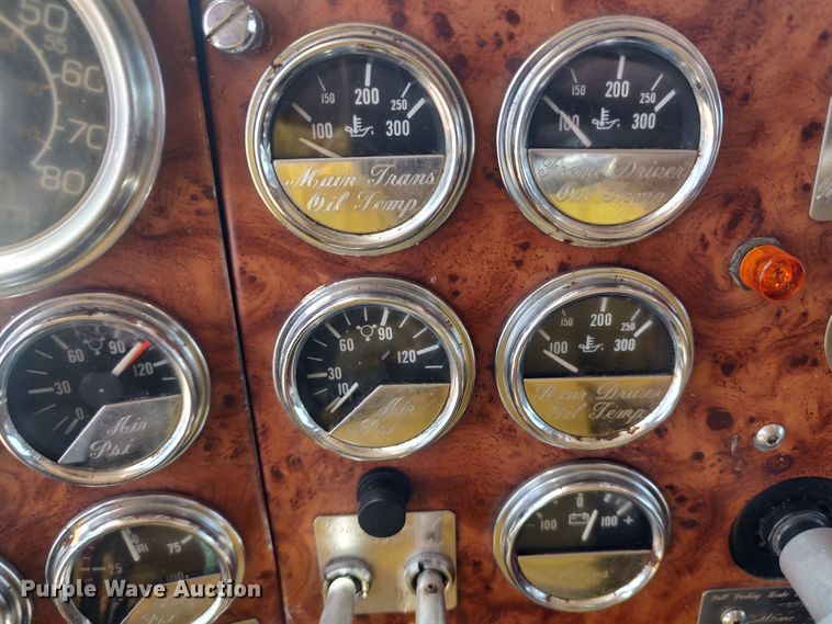 image for item LU9192 1998 Peterbilt 379  semi truck