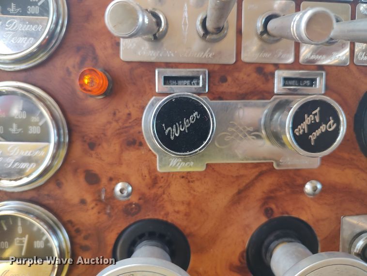 image for item LU9192 1998 Peterbilt 379  semi truck