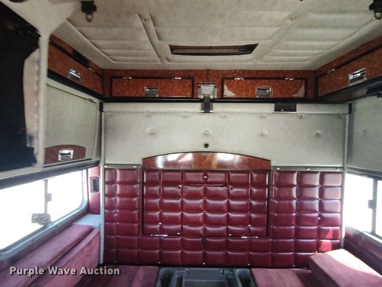 image for item LU9192 1998 Peterbilt 379  semi truck