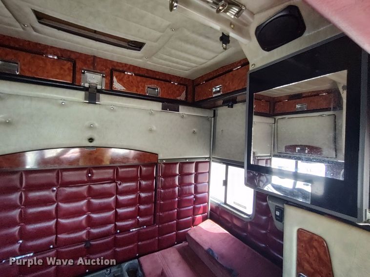 image for item LU9192 1998 Peterbilt 379  semi truck