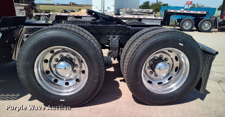 image for item LU9192 1998 Peterbilt 379  semi truck