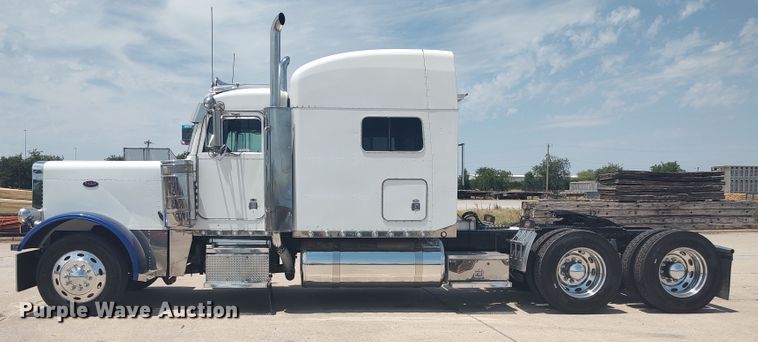 image for item LU9193 2003 Peterbilt 379 semi truck