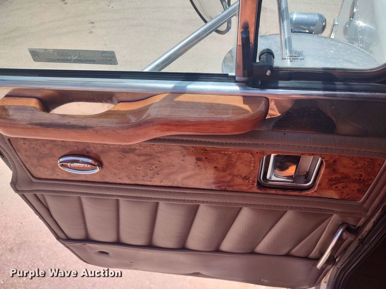 image for item LU9193 2003 Peterbilt 379 semi truck