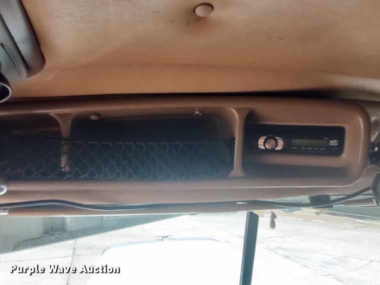 image for item LU9193 2003 Peterbilt 379 semi truck