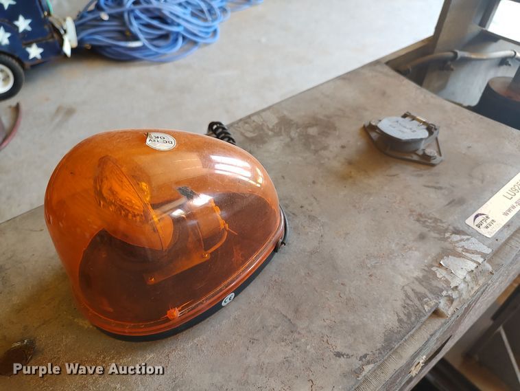 image for item LU9256 Pro-Tote 8 Elite  wrecker boom