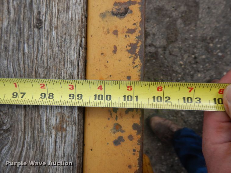 image for item MF9691 2005 Towmaster T50  equipment trailer