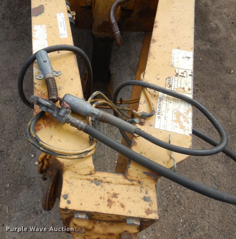 image for item MF9691 2005 Towmaster T50  equipment trailer