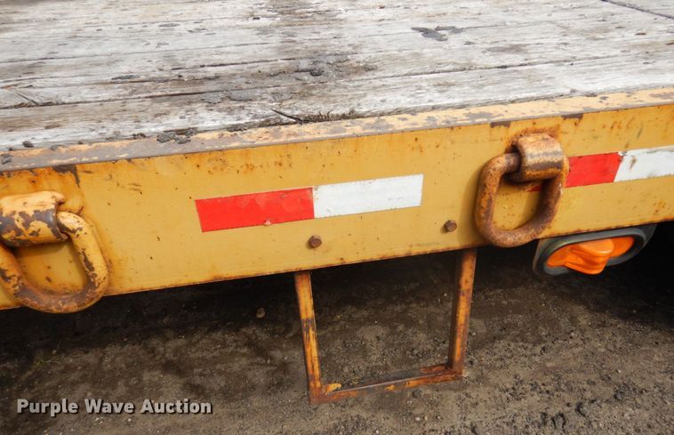 image for item MF9691 2005 Towmaster T50  equipment trailer