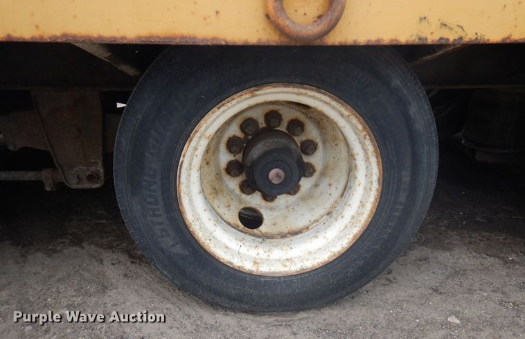 image for item MF9691 2005 Towmaster T50  equipment trailer