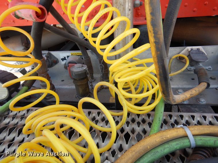 image for item MF9722 2012 Peterbilt 388  semi truck