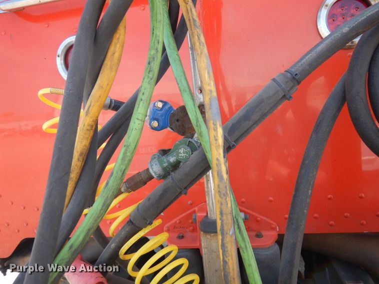 image for item MF9722 2012 Peterbilt 388  semi truck