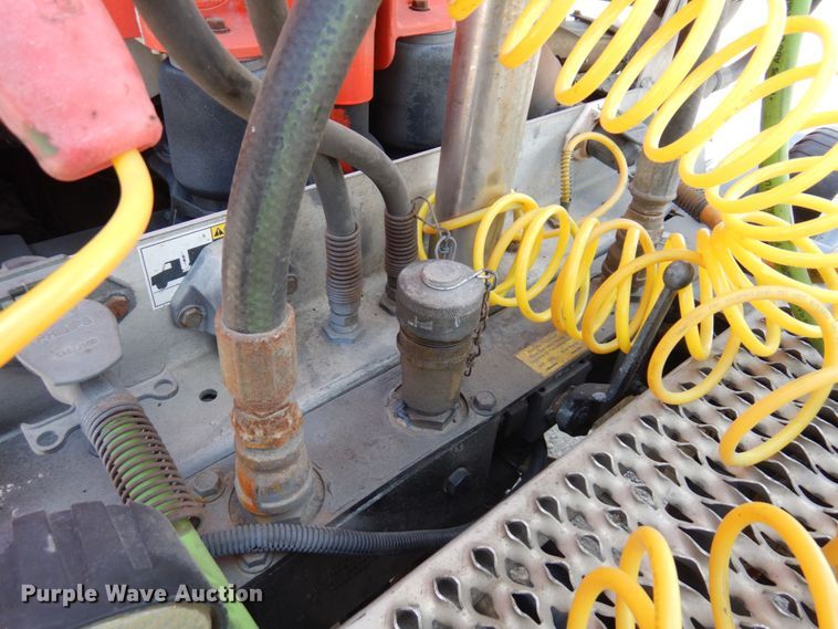 image for item MF9722 2012 Peterbilt 388  semi truck