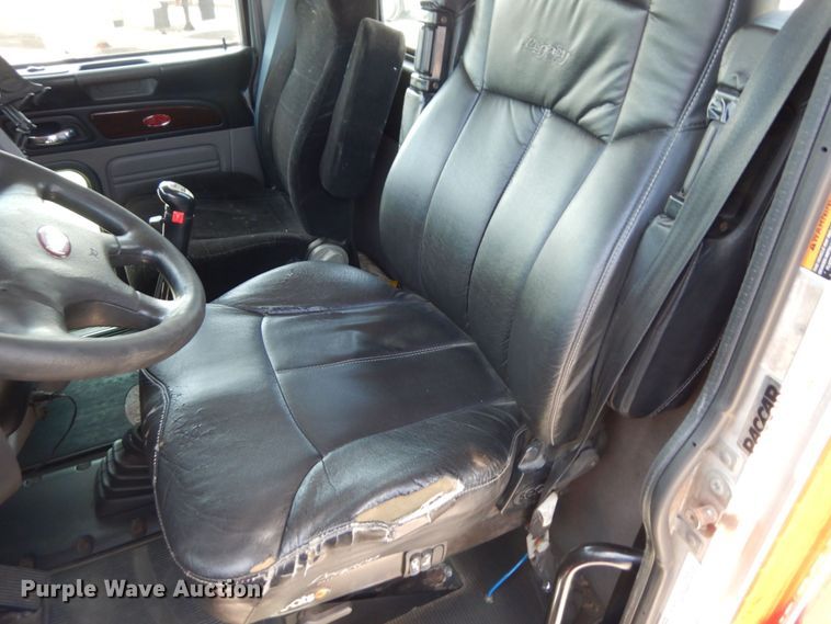 image for item MF9722 2012 Peterbilt 388  semi truck