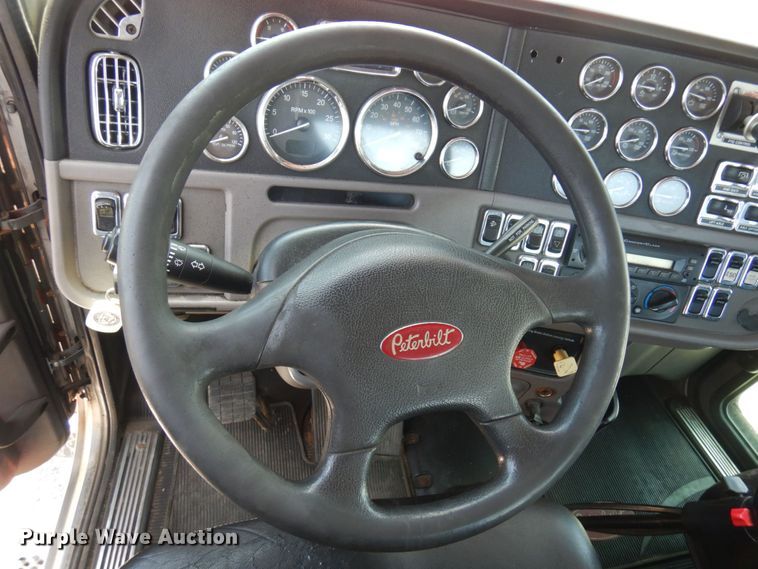 image for item MF9722 2012 Peterbilt 388  semi truck