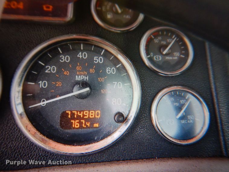 image for item MF9722 2012 Peterbilt 388  semi truck