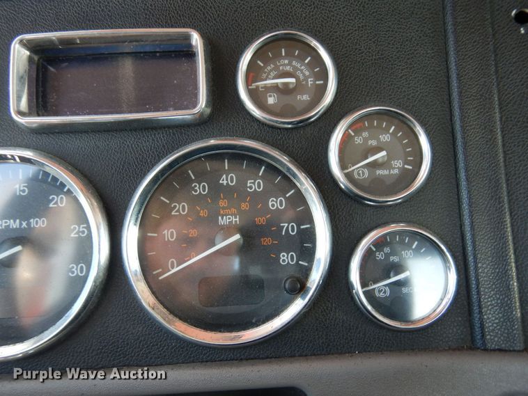 image for item MF9722 2012 Peterbilt 388  semi truck