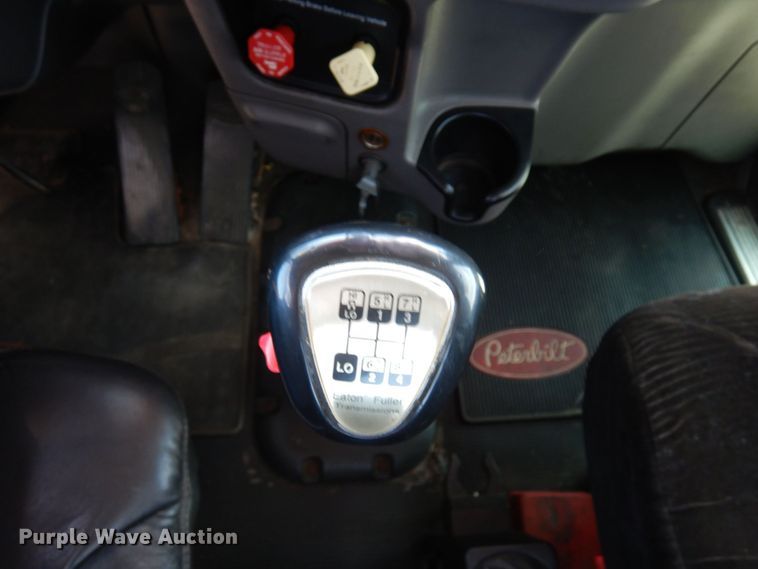 image for item MF9722 2012 Peterbilt 388  semi truck