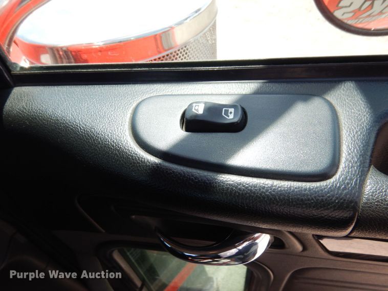 image for item MF9722 2012 Peterbilt 388  semi truck