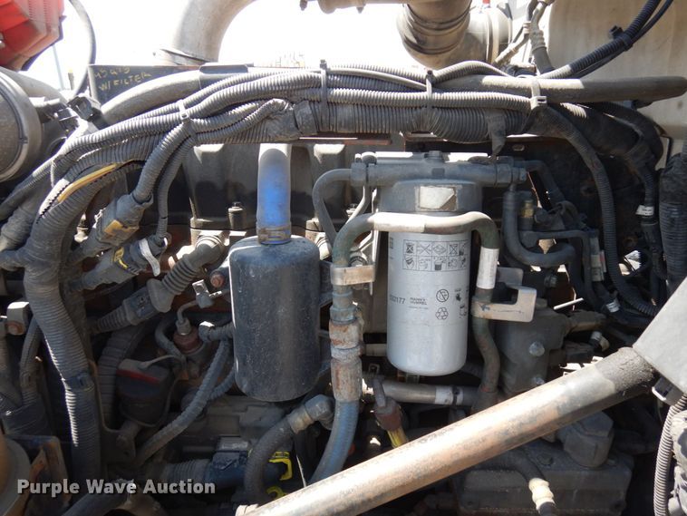 image for item MF9722 2012 Peterbilt 388  semi truck