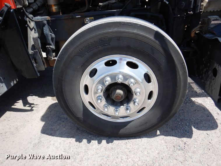 image for item MF9722 2012 Peterbilt 388  semi truck