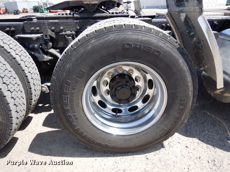 image for item MF9722 2012 Peterbilt 388  semi truck