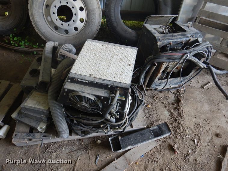 image for item MU9710 (5) Thermo King tripac units