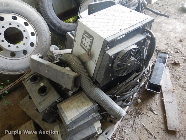 image for item MU9710 (5) Thermo King tripac units