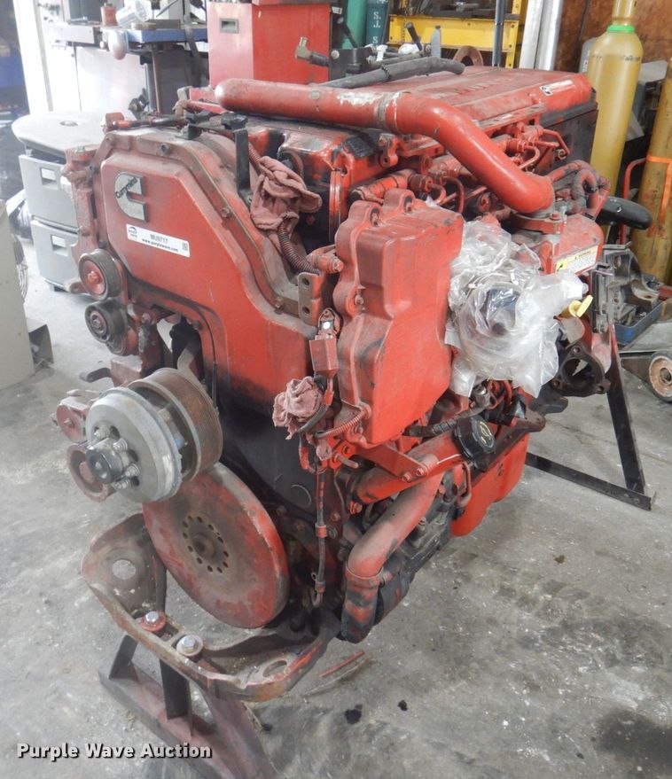 image for item MU9717 Cummins ISX15 450ST  engine