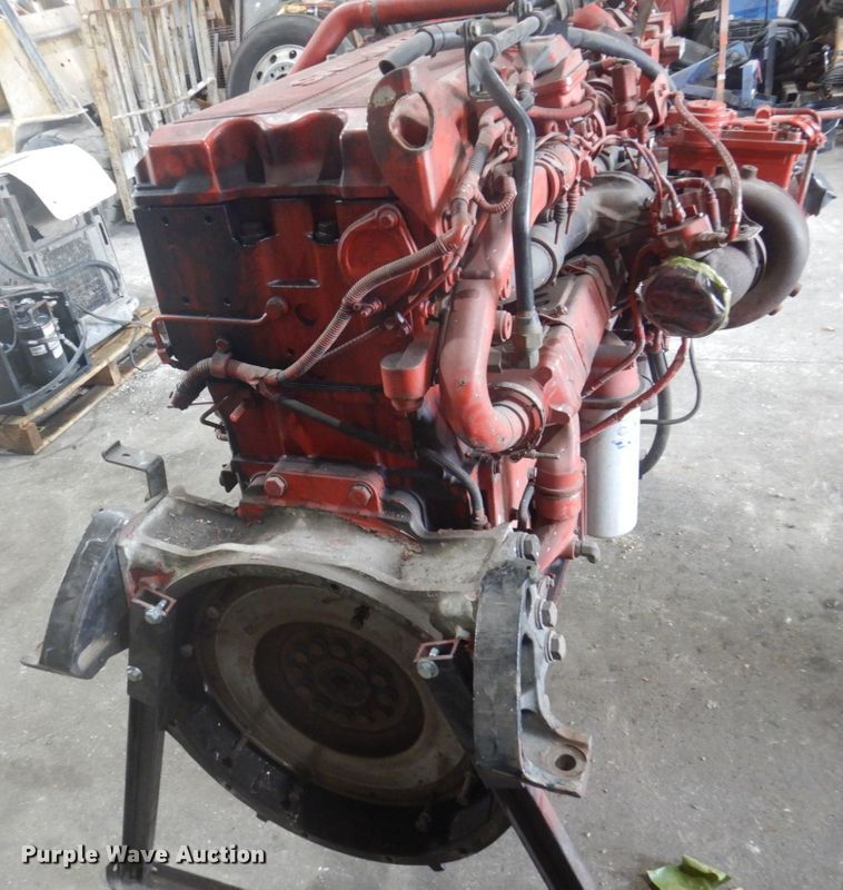 image for item MU9717 Cummins ISX15 450ST  engine