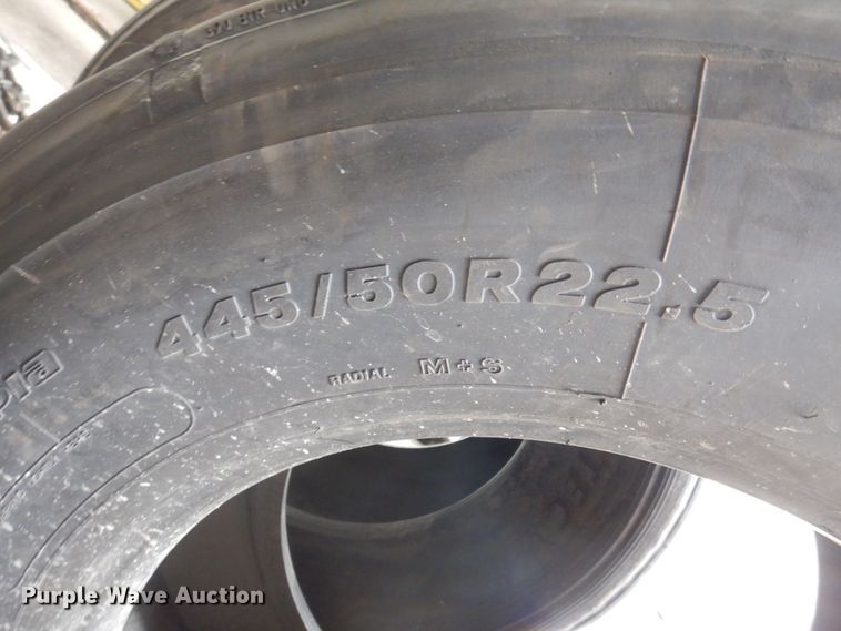 image for item MU9719 (2) Bridgestone Greatec M835 445/50R22.5 recapped tires