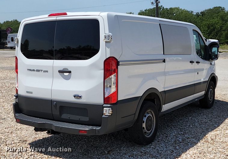 image for item DC6227 2016 Ford Transit  van